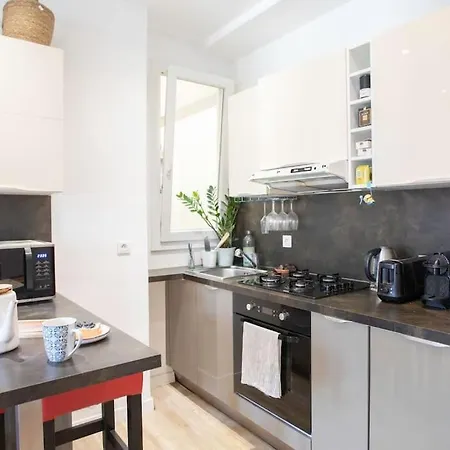 Appartement L58 Port 2 Bdrs 5mins Old Town & Tram