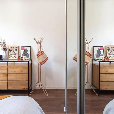 Appartement L58 Staywizus - Port 2 Bdrs 5mins Old Town & Tram *